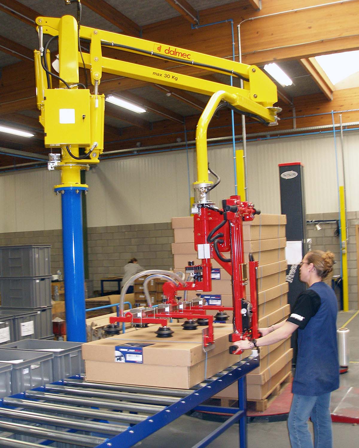 Dalmec Boxes Lifter – Partner Manipulator