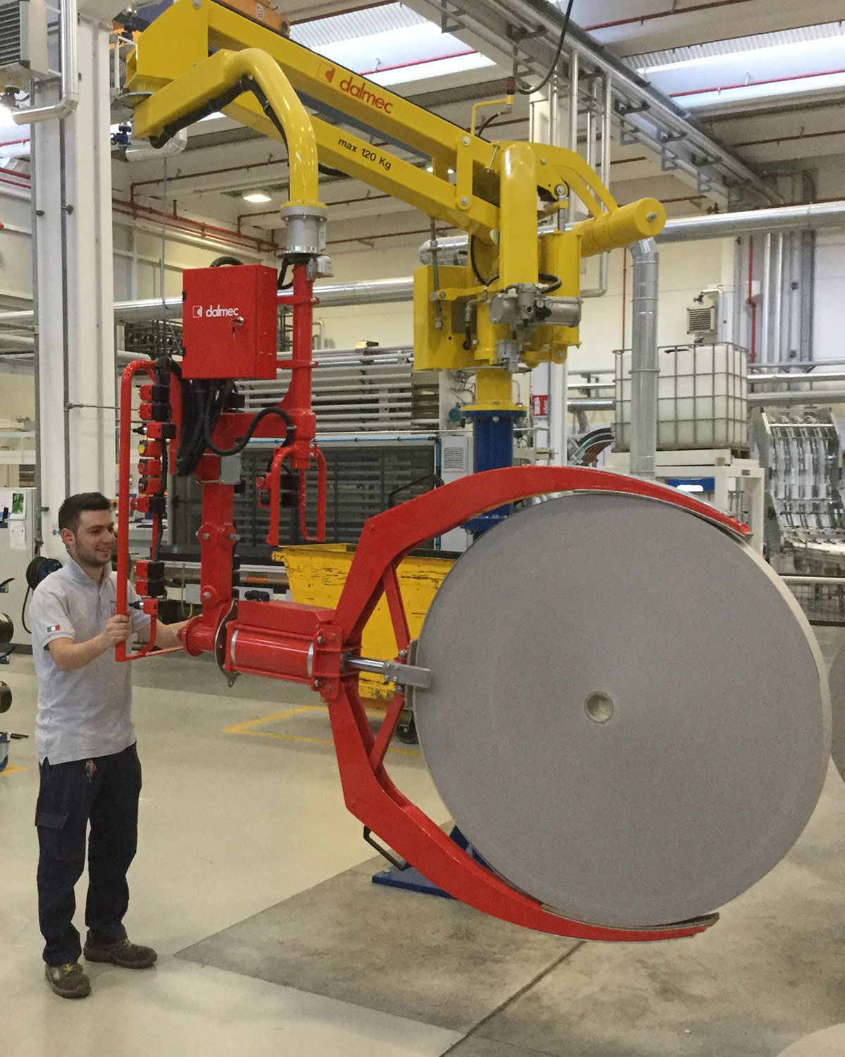 Dalmec UK manipulator Parter type, column mounted version for handling reels