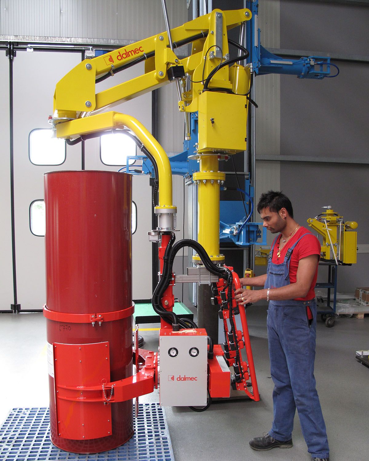 dalmec-uk-lifting-arm-for-drums