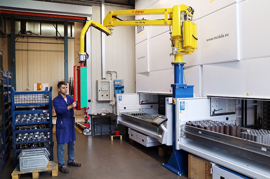 Automated Warehouses – Magnetic Partner Equo for In/Out Operations