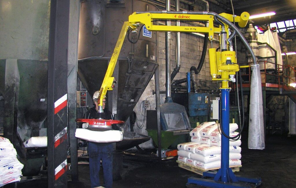 Industrial Manipulator for Bags — Partner (Column-Mounted) with Suction Head